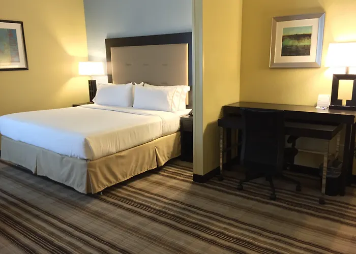 Hotel Express Chicago Nw - By Ihg