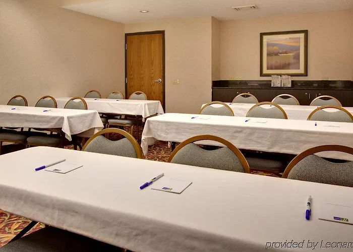 Express Chicago Nw - By Ihg