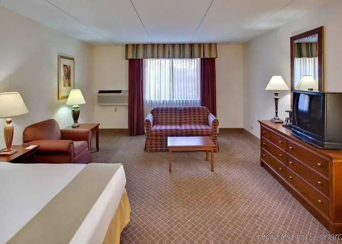 Hotel Express Chicago Nw - By Ihg